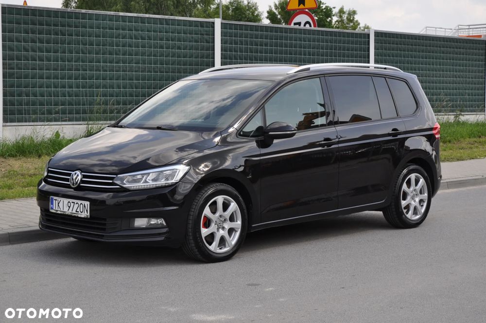 Volkswagen Touran 2.0 TDI SCR Comfortline - 18