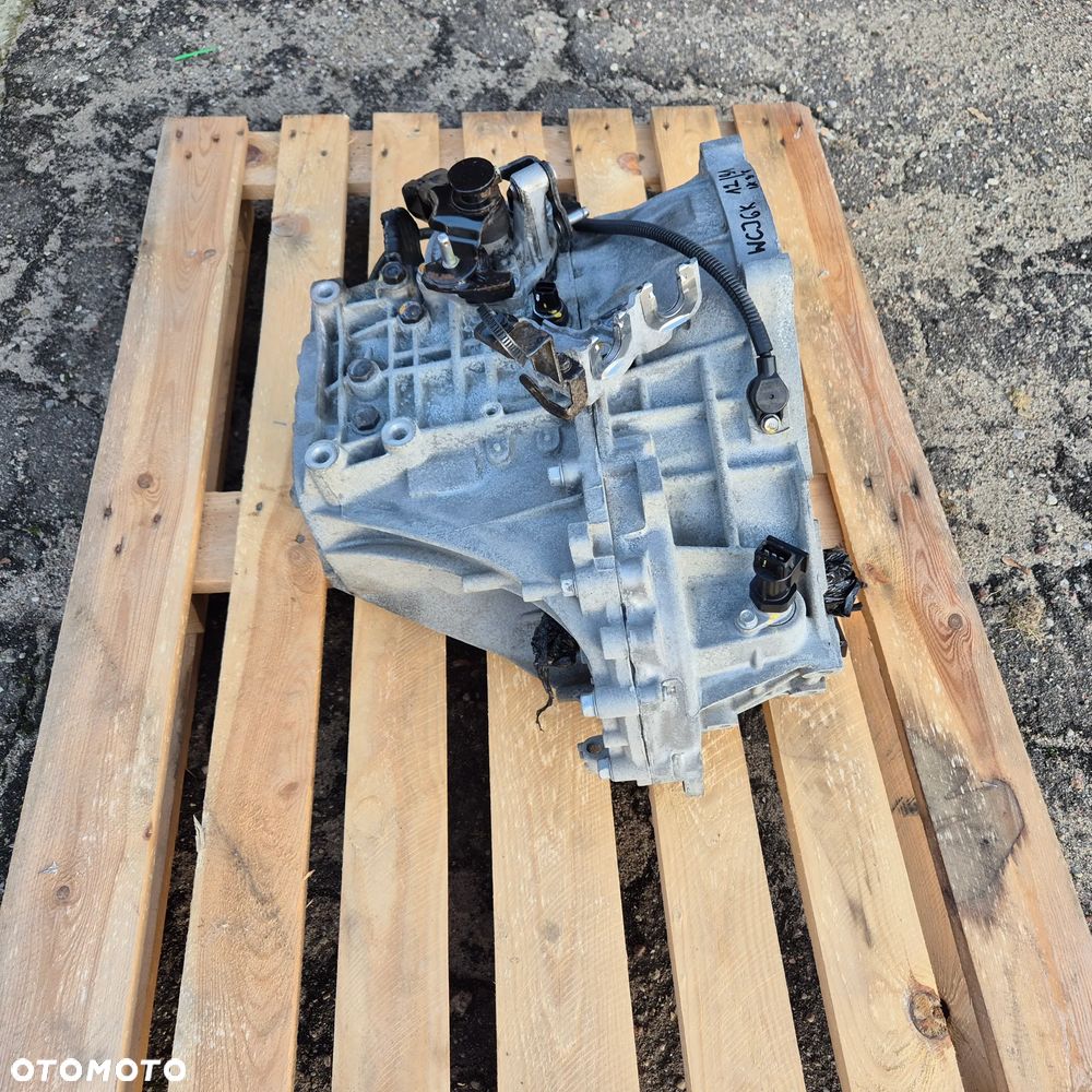 SKRZYNIA BIEGÓW WCJ6K HYUNDAI IX35 KIA SPORTAGE 1.7 CRDI - 4