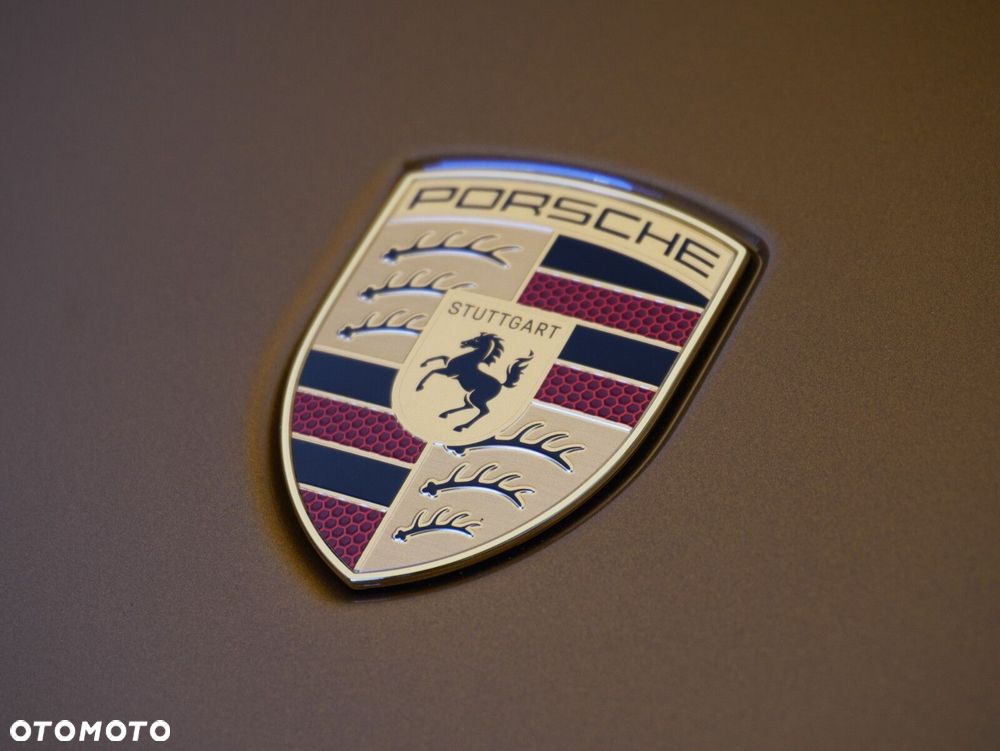 Porsche Panamera 4 E-Hybrid PHEV - 10