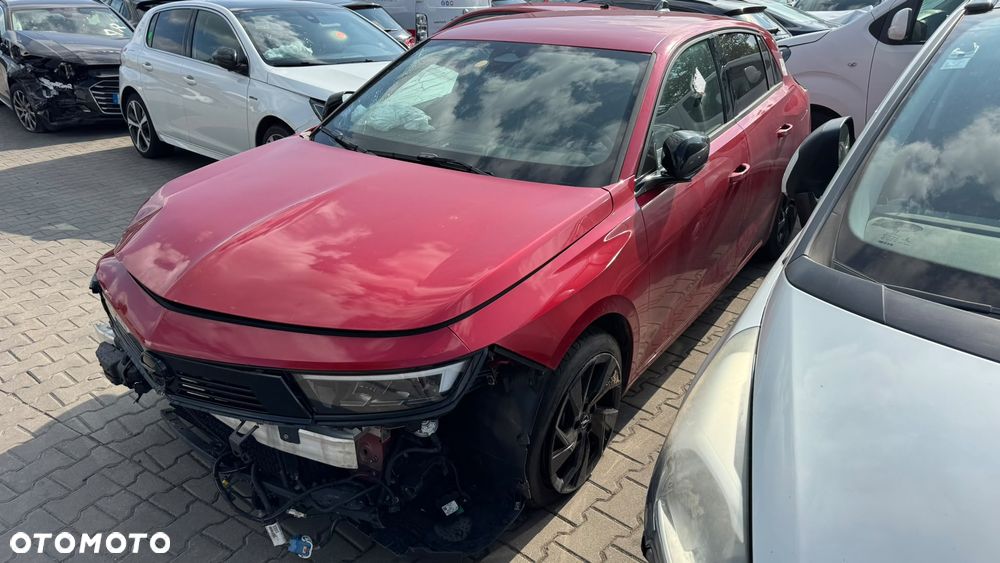 Opel Astra 1.6 T Plug-in Hybrid Ultimate - 3