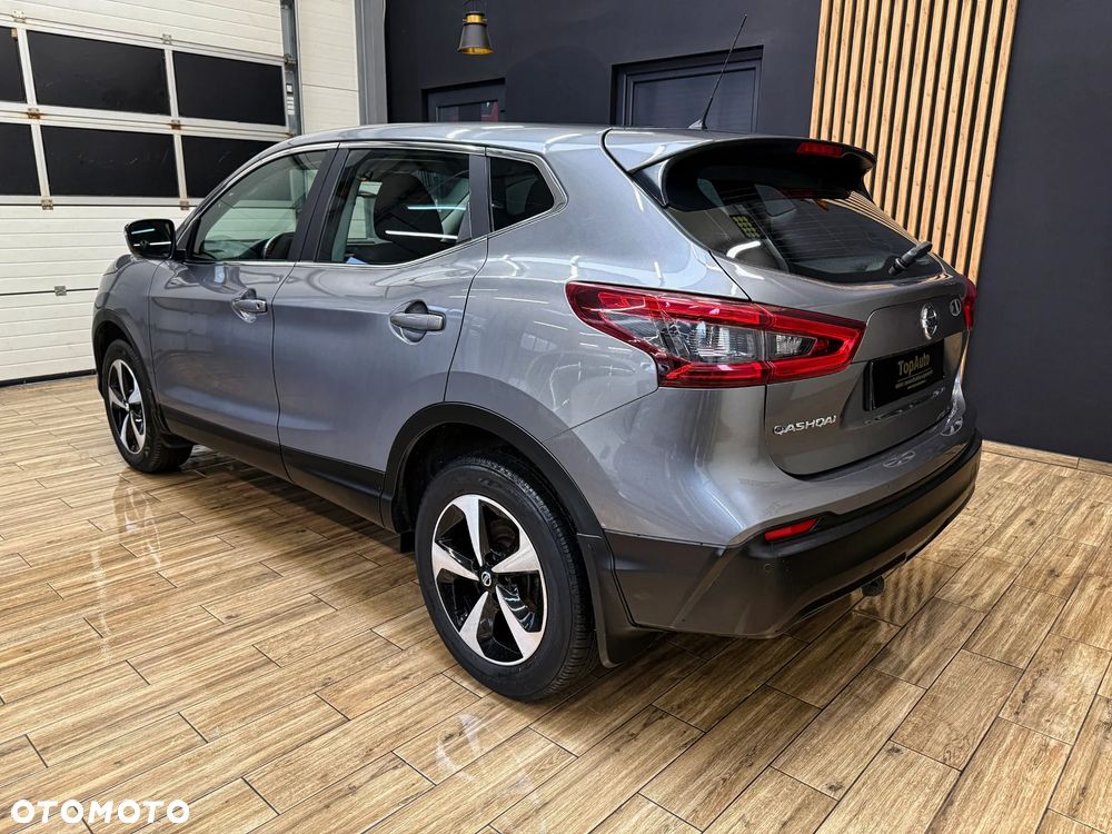 Nissan Qashqai - 10