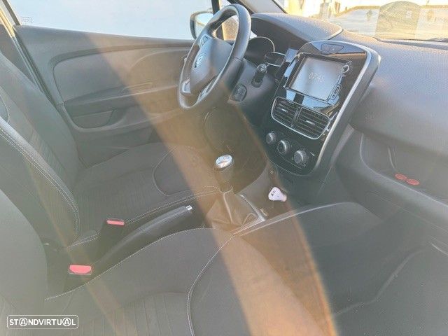 Renault Clio 1.5 dCi Limited - 6