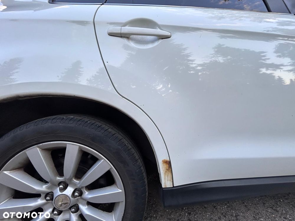 Mitsubishi ASX 1.8 DID Instyle NAVI 4WD AS&G - 28