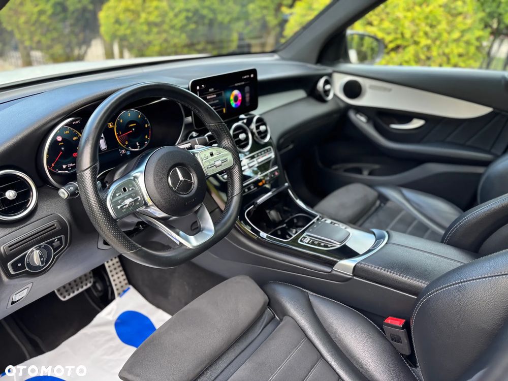 Mercedes-Benz GLC 220 d 4Matic 9G-TRONIC AMG Line - 26