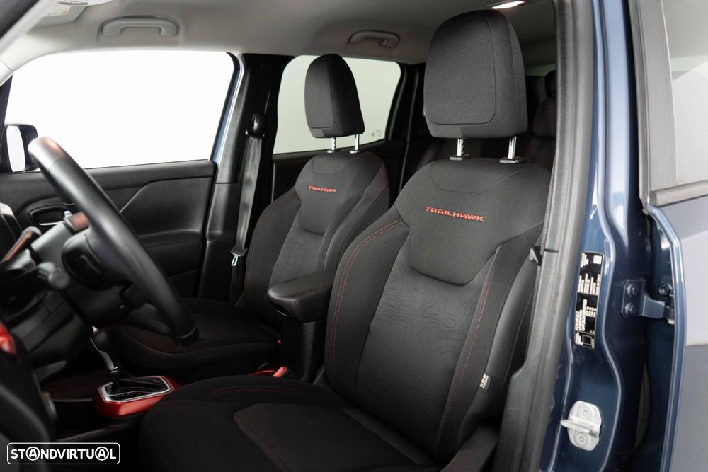 Jeep Renegade 1.3 TG 4Xe Trailhawk - 9