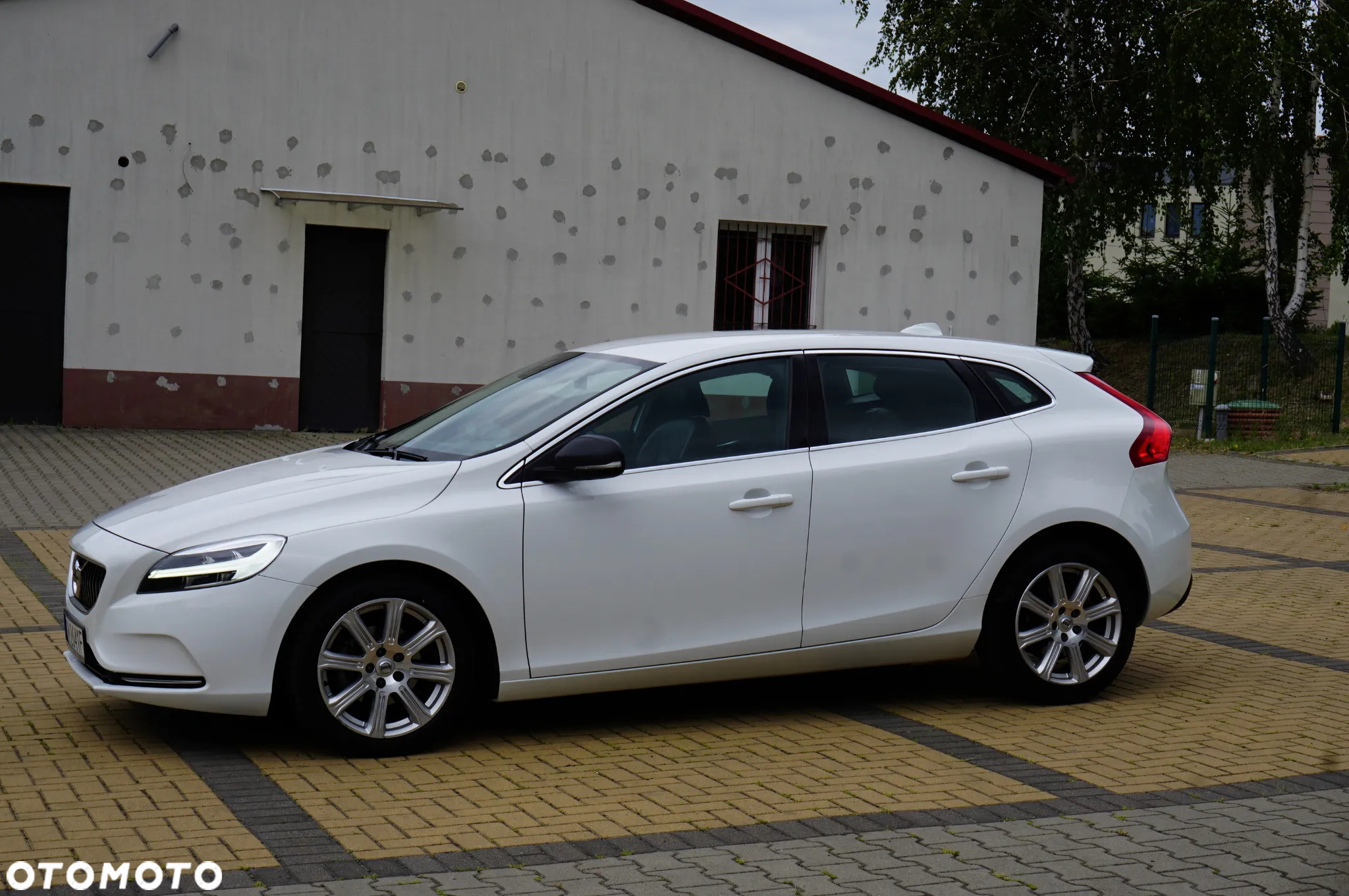 Volvo V40 D2 Inscription - 13