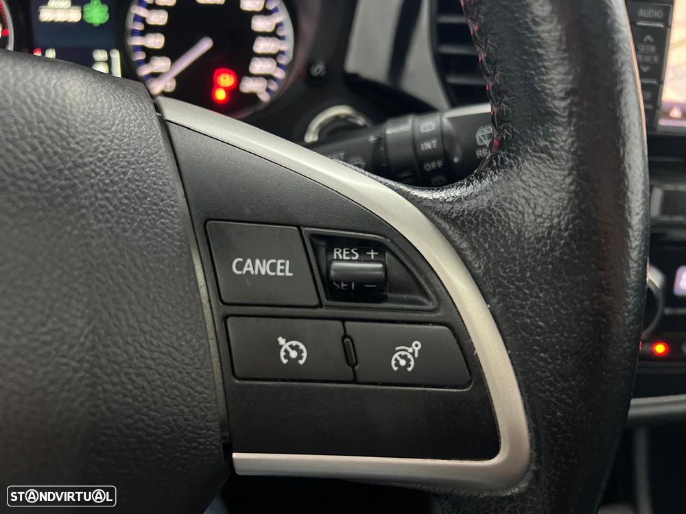 Mitsubishi Outlander 2.2 DI-D Instyle Navi - 28