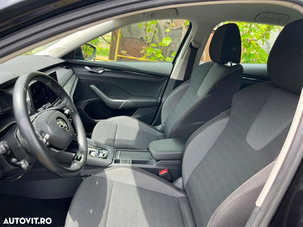Skoda Octavia 2.0 TDI DSG Ambition - 22