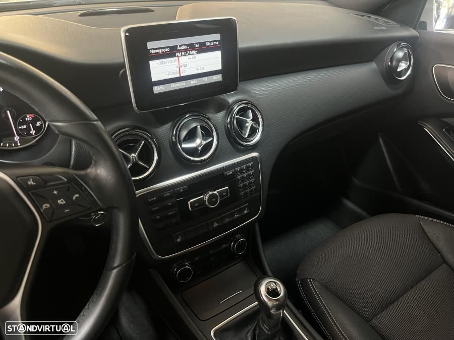 Mercedes-Benz A 200 CDi BE Urban - 15
