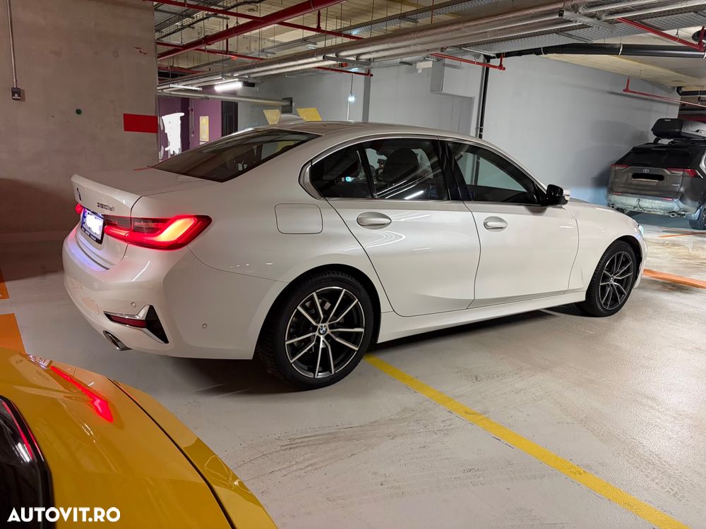 BMW Seria 3 320d xDrive AT MHEV - 4