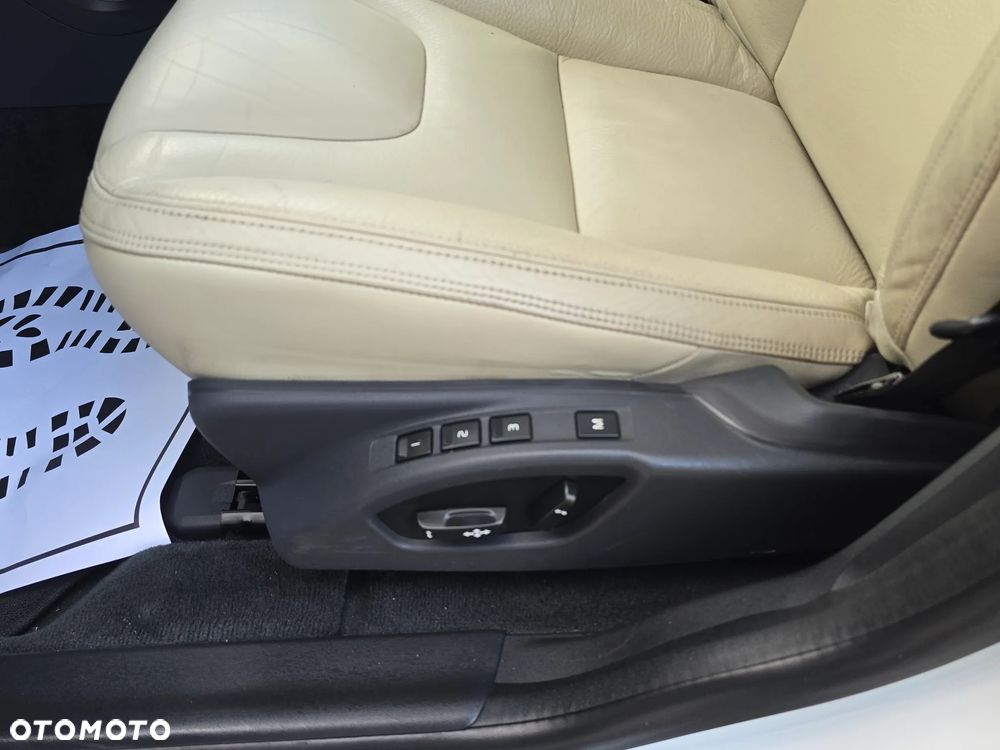 Volvo XC 60 T5 Geartronic Summum - 32