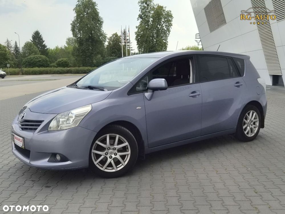 Toyota Verso - 12