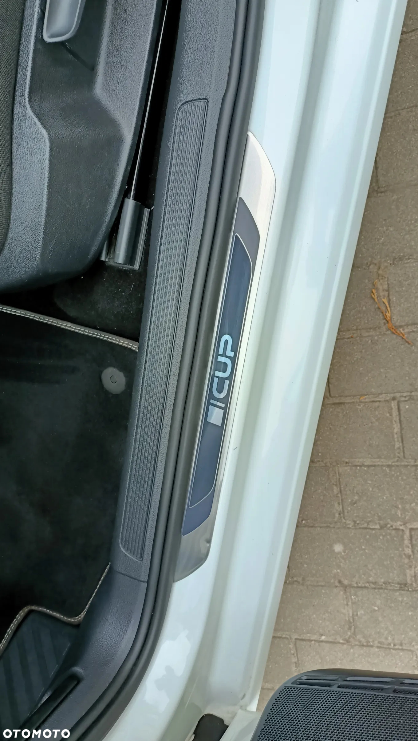 Volkswagen Golf 1.6 BlueTDI Cup - 15