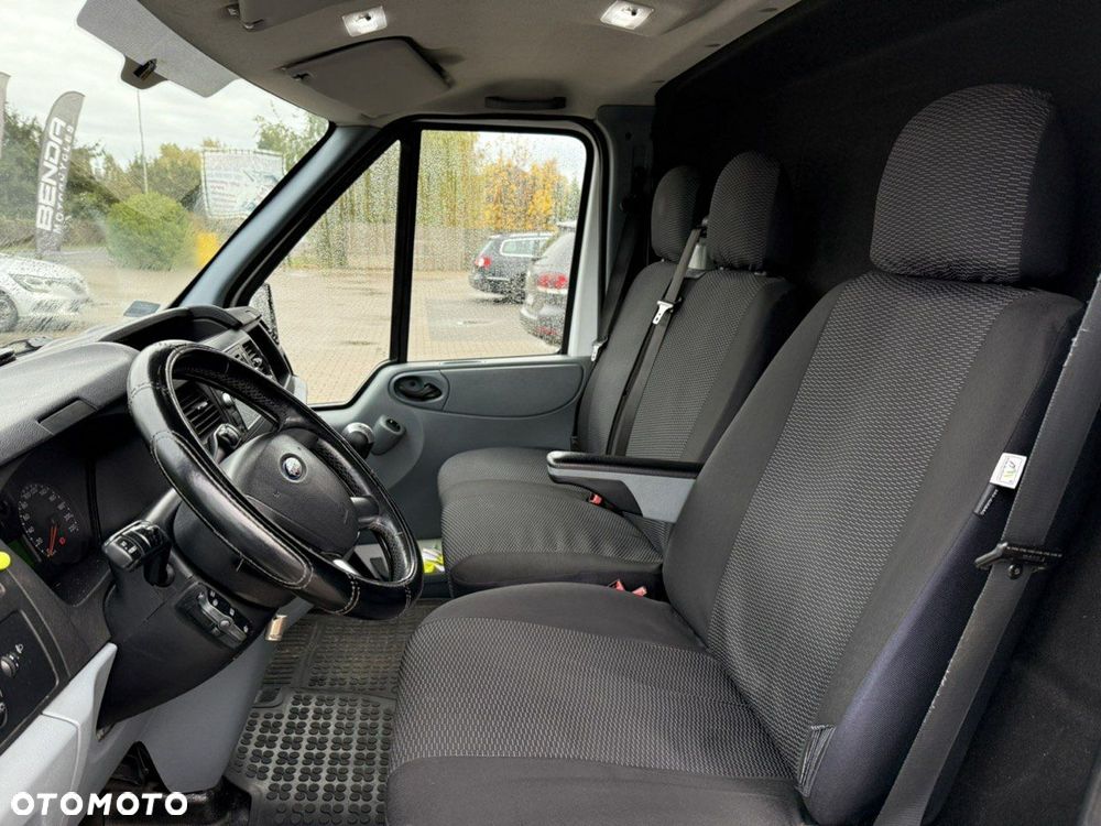 Ford Transit - 17