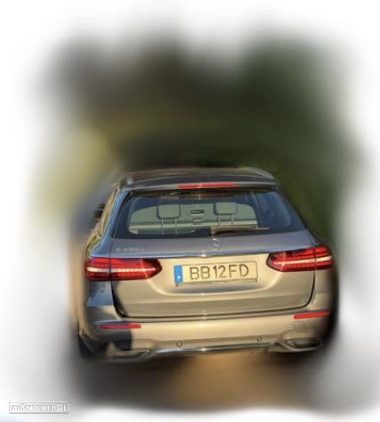 Mercedes-Benz E 220 d AMG Line 7L - 8