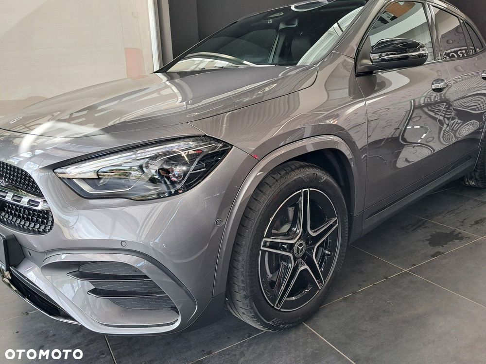Mercedes-Benz GLA - 6