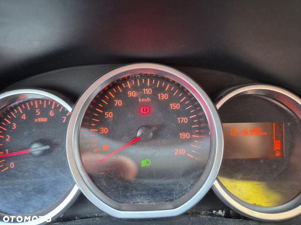 Dacia Sandero SCe 75 Essential - 8