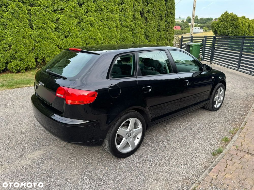 Audi A3 1.6 Attraction - 6