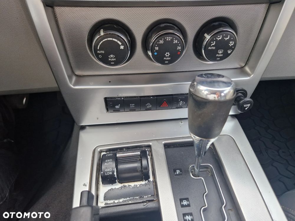 Jeep Cherokee 2.8 CRD Limited 'G' - 18