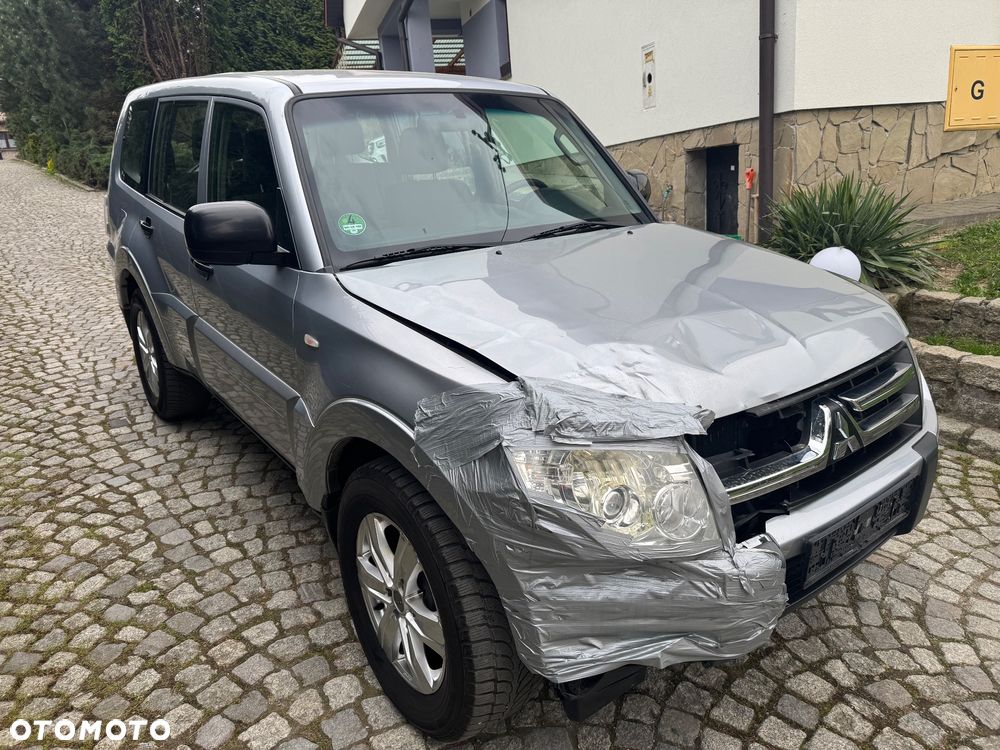 Mitsubishi Pajero 3.2 DI-D Automatik Instyle - 6