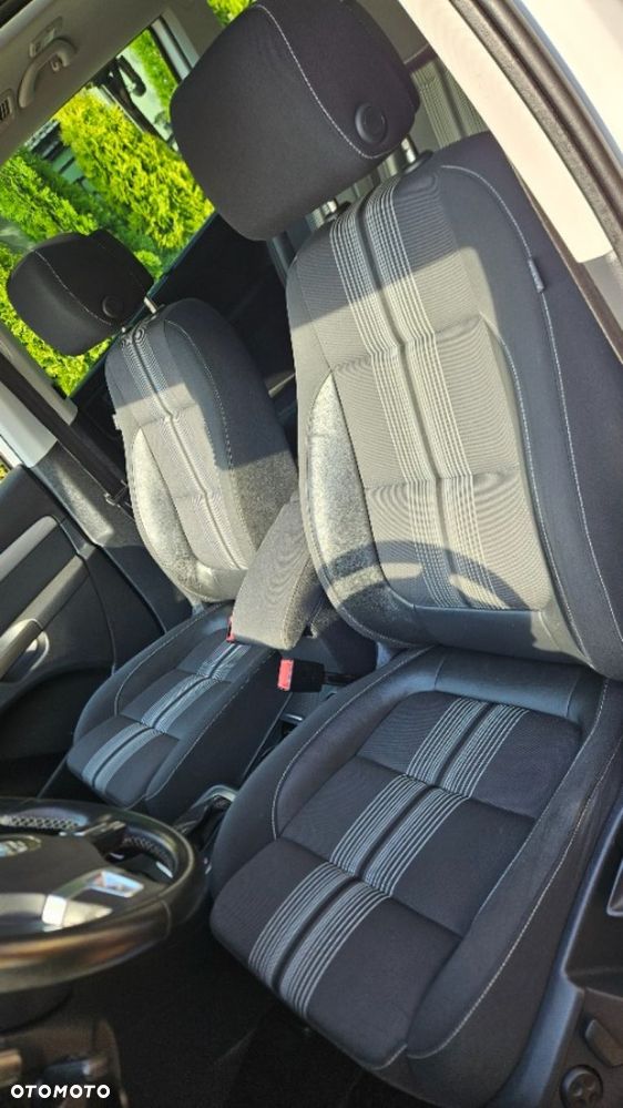 Volkswagen Sharan 2.0 TDI DSG BlueMotion Technology Match - 35