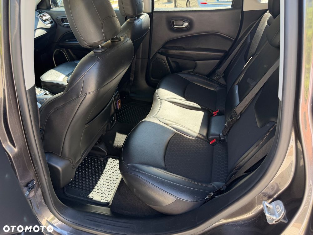 Jeep Compass 1.4 TMair Limited 4WD S&S - 10