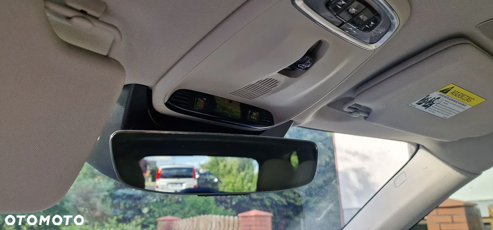 Volvo XC 90 - 11