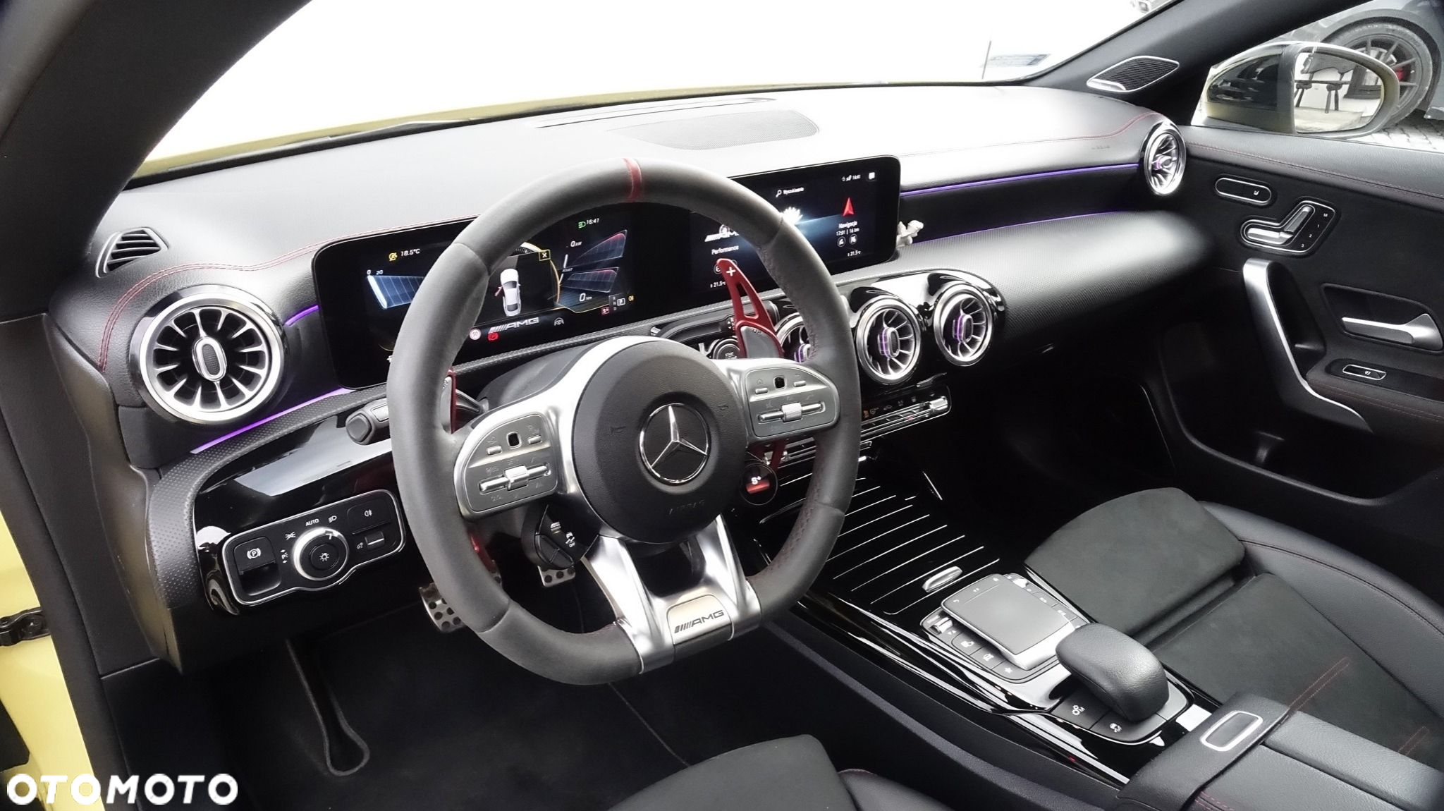 Mercedes-Benz CLA - 5