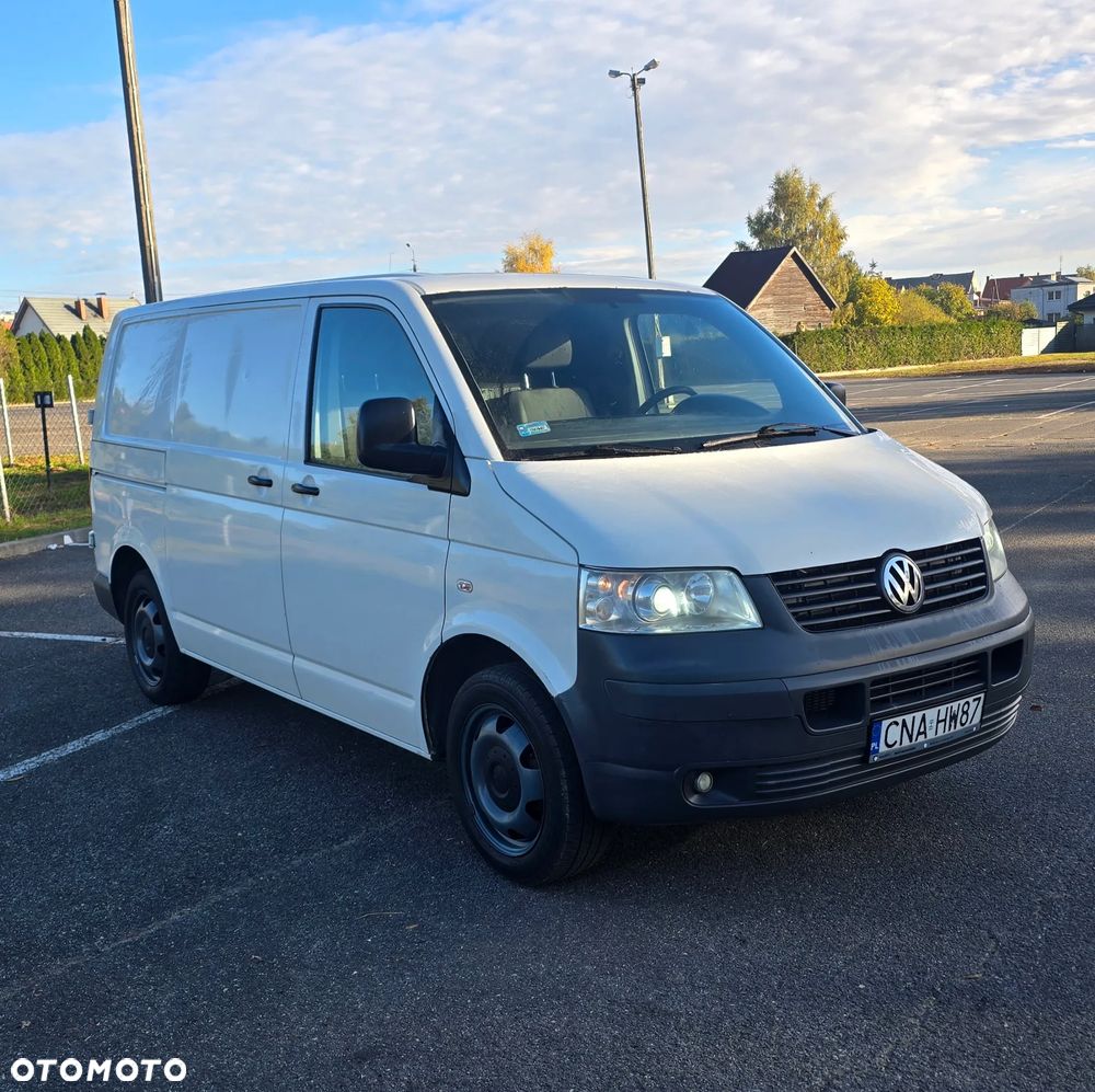 Volkswagen Transporter 2009 photo 2