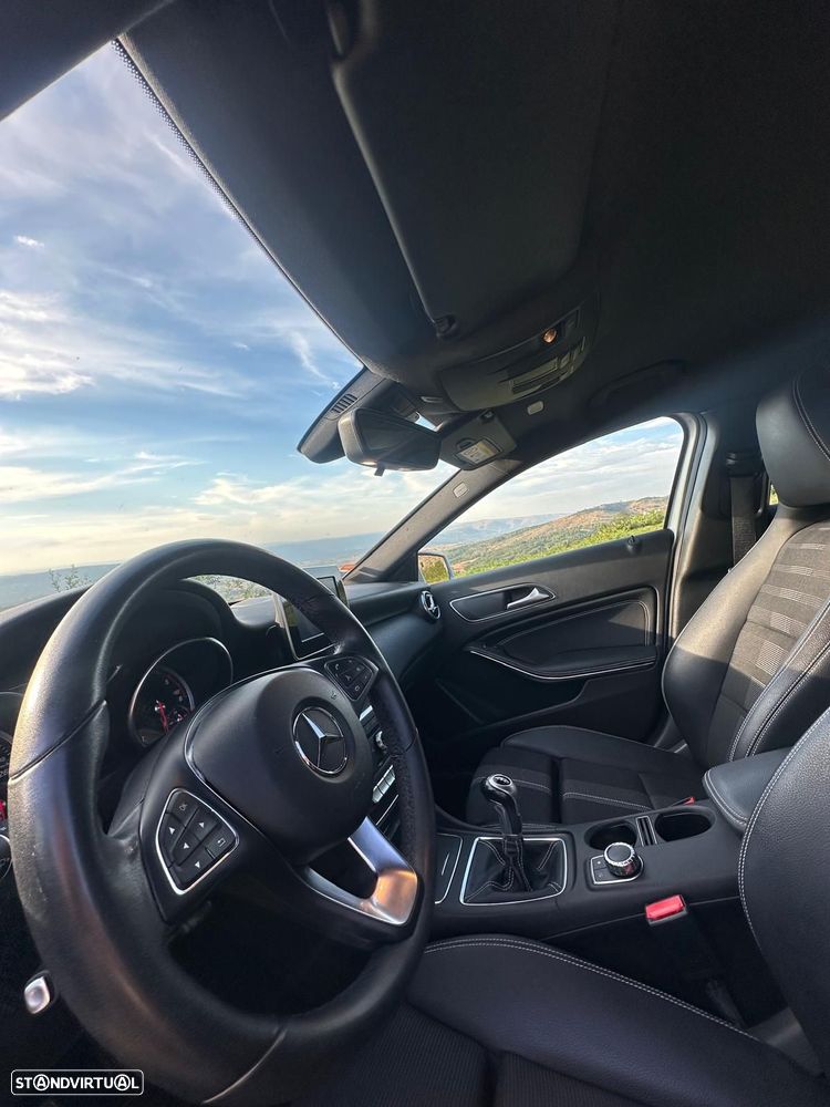 Mercedes-Benz A 180 d Fleet Pack Urban - 6