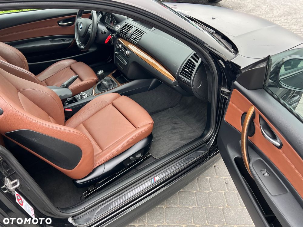 BMW Seria 1 123d - 24