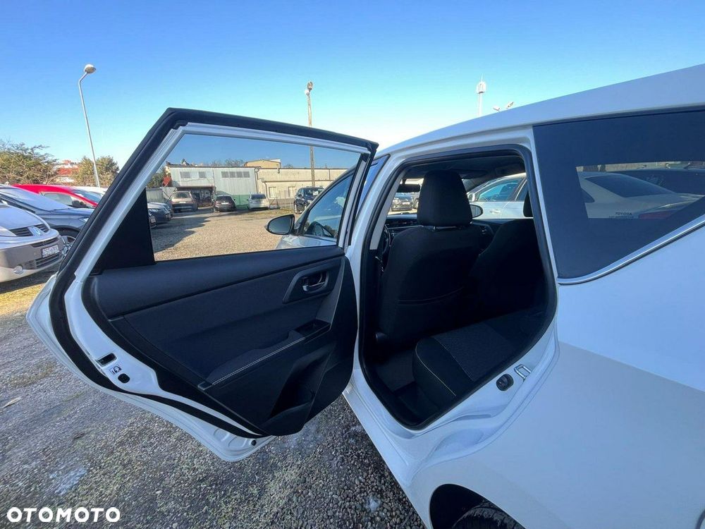 Toyota Auris - 27