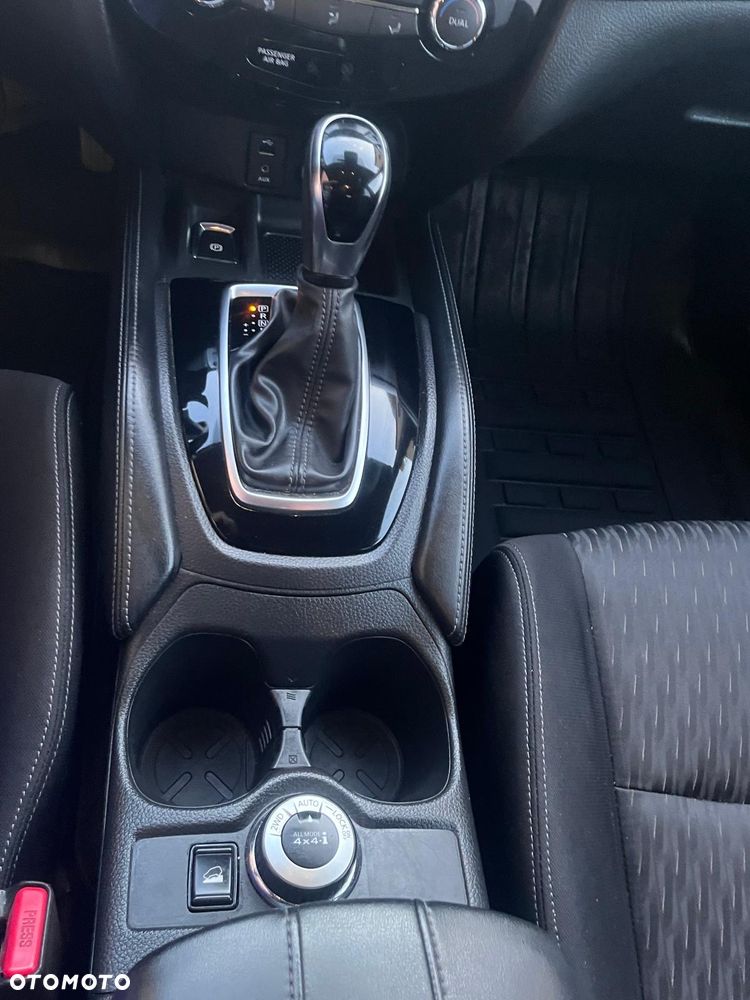Nissan X-Trail 2.0 dCi N-Connecta 4WD Xtronic - 9