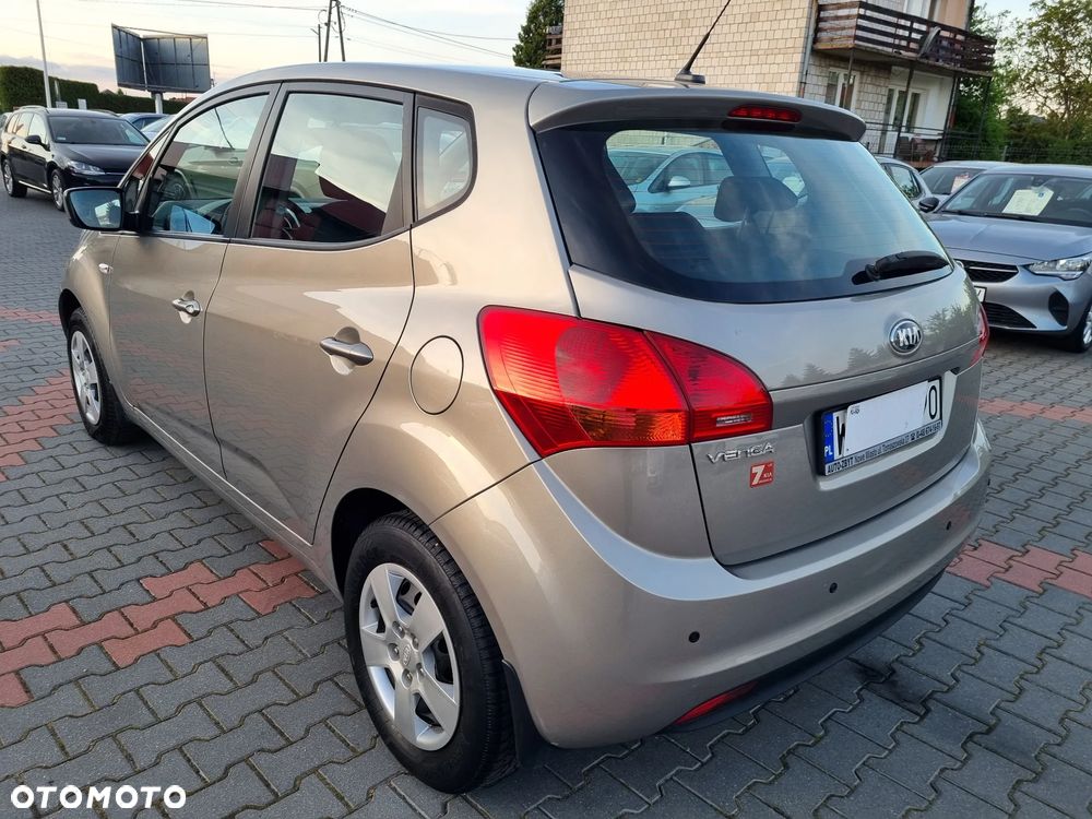 Kia Venga 1.4 L - 4