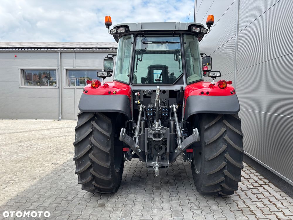 Massey Ferguson 5S.115 - 4