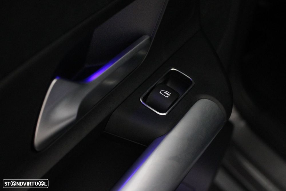 Mercedes-Benz EQA 250+ AMG Line - 38