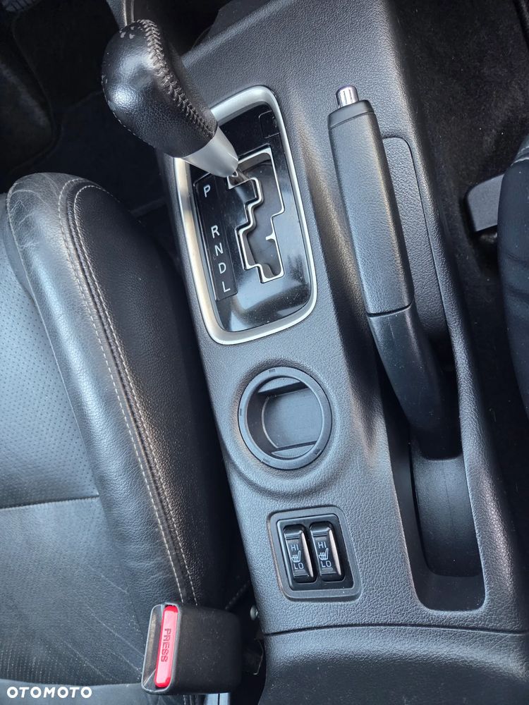 Mitsubishi Outlander 2.0 Intense + - 22