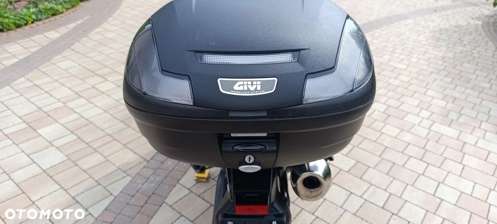 Suzuki V-STROM - 30