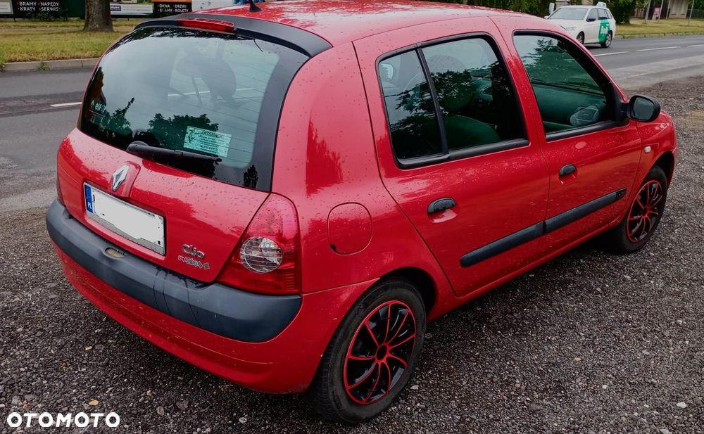 Renault Clio - 2
