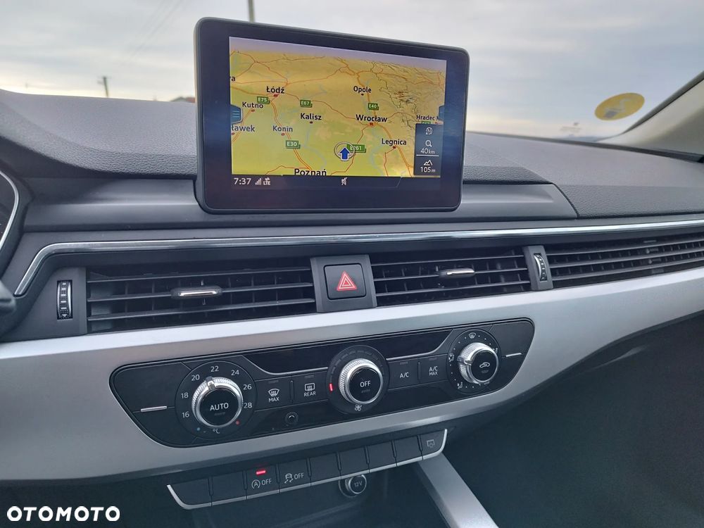 Audi A4 Avant 2.0 TDI S tronic - 17