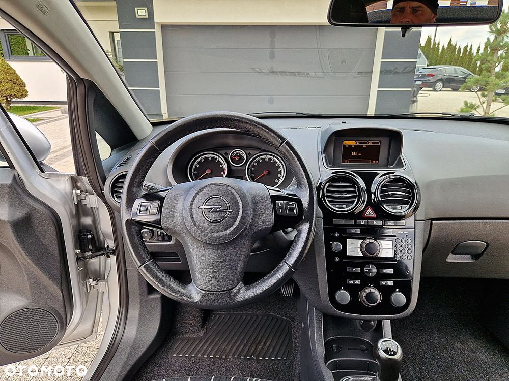 Opel Corsa - 21