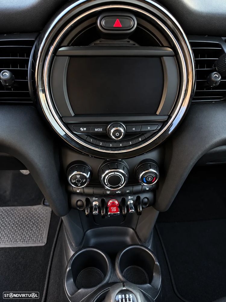 MINI 3 Portas - 16