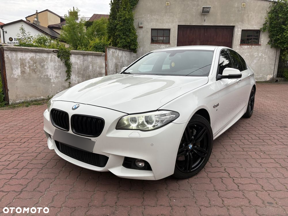 BMW Seria 5 525d xDrive - 2
