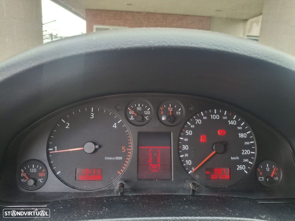 Audi A6 Avant 1.9 TDI - 2