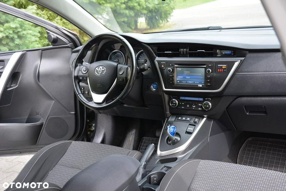 Toyota Auris Hybrid 135 Premium - 17