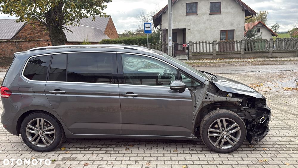Volkswagen Touran 2.0 TDI BMT Highline DSG - 6