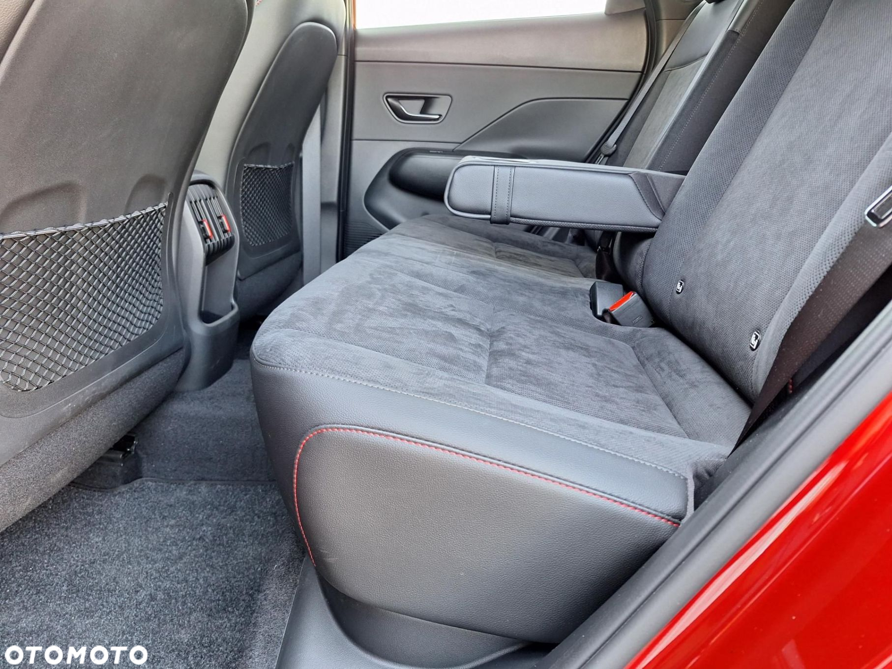 Hyundai Kona - 30