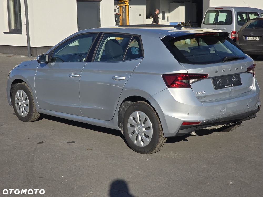 Skoda Fabia 1.0 TSI Ambition DSG - 7