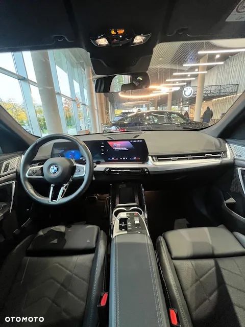 BMW X1 sDrive18i - 6
