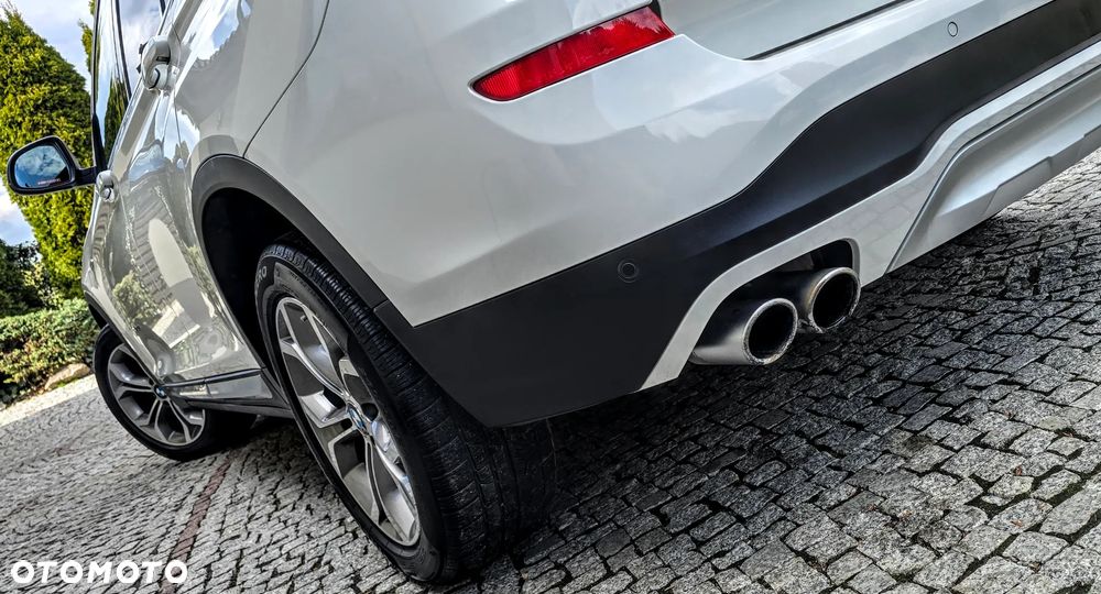 BMW X3 xDrive28i Sport - 12